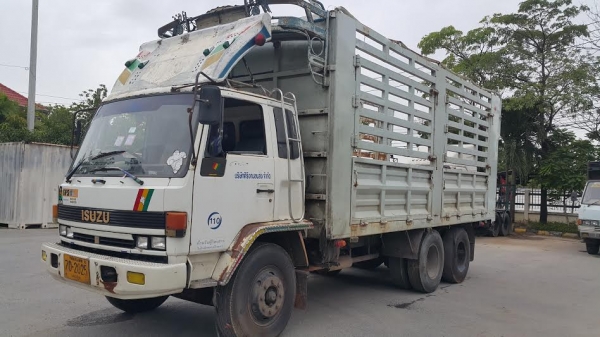 รถบรรทุก10ล้อ ROCKY รถบรรทุก10ล้อ ROCKY