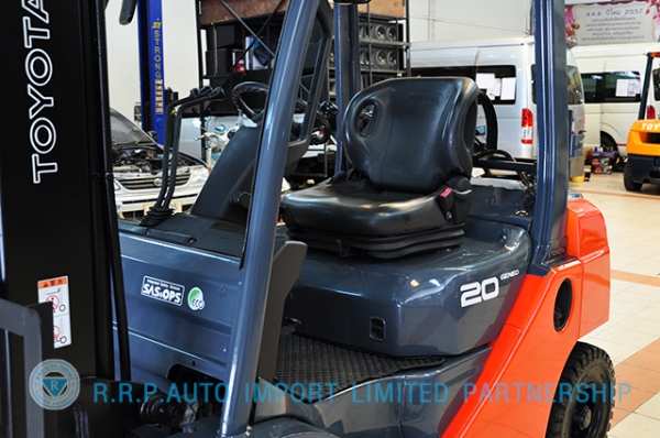 ขายรถโฟล์คลิฟท์มือสอง TOYOTA รุ่น 8FG20 ราคา xxx,xxx บาท นำเข้าจากประเทศญี่ปุ่น 100\% ไม่เคยใช้งานในไทย