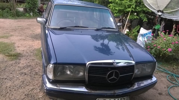 ขายเหมาเบนซ์ W123