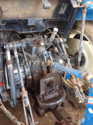 ขายด่วนรถไถฟอร์ด 7740 ผาน CMT หน้า-หลัง ขายตามสภาพ