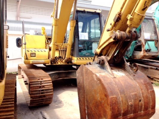 รถขุด Komatsu PC120-6E นำเข้าจากญี่ปุ่น สนใจโทร. 080-6565422 (หนิง)