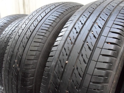 ขายยาง DUNLOP SP LT37 ปี2414 (1คู่) 215-65-16 ราคา 2,400