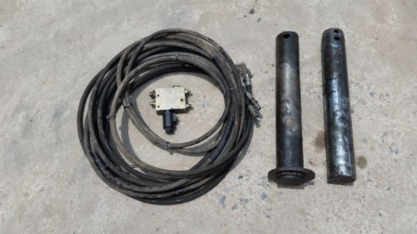 ขายด่วนตัวงับบุ้งกี๋ของCAT320ไช้งานได้ปกติ