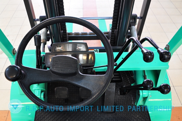 ขายรถโฟล์คลิฟท์มือสอง MITSUBISHI รุ่น FG28 ราคา 285,000 บาท นำเข้าจากประเทศญี่ปุ่น 100\% ไม่เคยใช้งานในประเทศไทย