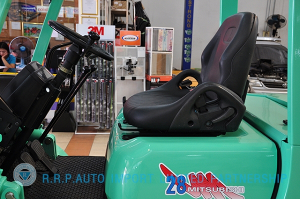 ขายรถโฟล์คลิฟท์มือสอง MITSUBISHI รุ่น FG28 ราคา 285,000 บาท นำเข้าจากประเทศญี่ปุ่น 100\% ไม่เคยใช้งานในประเทศไทย