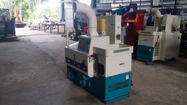 นำเข้าจากญี่ปุ่น เครื่องสีข้าวกล้องเก่าญี่ปุ่น  SATAKE  รุ่น GPS 350AX (3)  สภาพสวยเครื่องพร้อมใช้งาน  ไม่เคยใช้งานในไทย