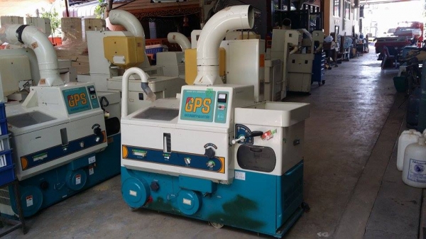 นำเข้าจากญี่ปุ่น เครื่องสีข้าวกล้องเก่าญี่ปุ่น  SATAKE  รุ่น GPS 350A (2)  สภาพเครื่องพร้อมใช้งาน