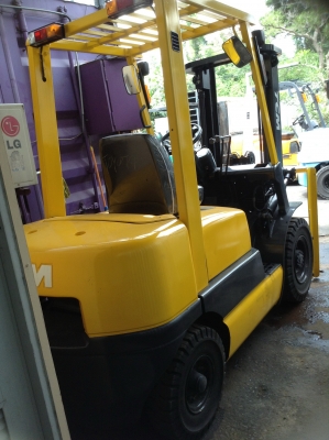 +++ ขายโฟล์คลิฟท์ T.C.M. FD25-Z5 (รถนอก สภาพดี) ขนาด 2.5 ตัน เครื่องยนต์ดีเซล เสาฟูลฟรีเข้าตู้ 3 เมตร เกียร์ออโ่ตเมติค ยางตันใหม่ครับ +++ ขายโฟล์คลิฟท์ T.C.M. FD25-Z5 (รถนอก สภาพดี) ขนาด 2.5 ตัน เครื่องยนต์ดีเซล เสาฟูลฟรีเข้าตู้ 3 เมตร เกียร์ออโ่ตเมติค ยางตันใหม่ครับ