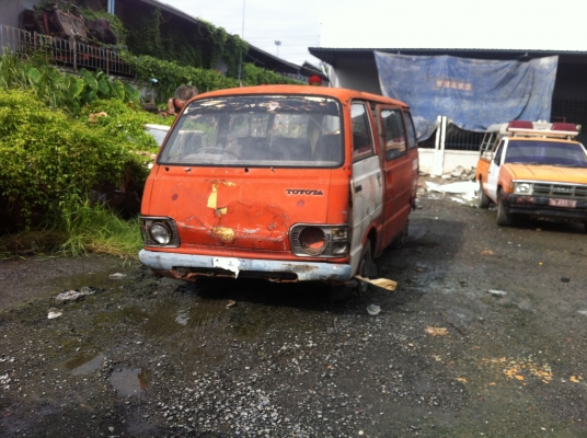 ขายรถตู้เก่าแนวคลาสสิค rh20