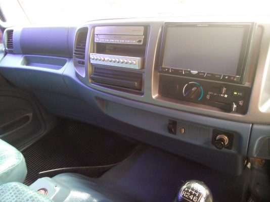 6 ล้อกลาง  *Euro.3*  HINO *ซีรีย์500*  FC9J  175 แรงม้า *คอมมอนเรว*  *ยาว 6.50 ม.*  รถสวยเดิม+สวยจริง * รถห้างแท้ * มีเล่มพร้อม*