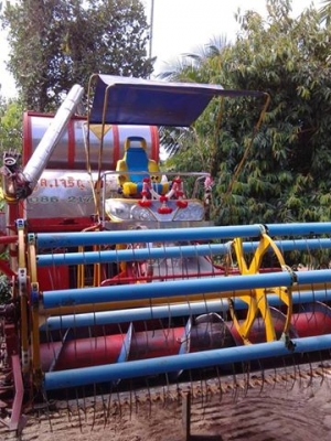 ขายรถเกี่ยวข้าว อู่ต.เจริญการช่าง อุ้ม2.5ตัน เครื่อง210เทอร์โบ ตัวเดิน10 ปั้ม22 ทำงานเร็ว สภาพพร้อมใช้งาน สนใจโทร 090-8588220คุณนะ 093-3258446คุณบิว หรือเข้าดูสินค้าอื่นๆได้ที่ www.truck.in.th/498 หรือเพจFacebook ณรงค์ ซื้อขายรถมือสอง (เว็บไซต์ส่วนตัว) หร