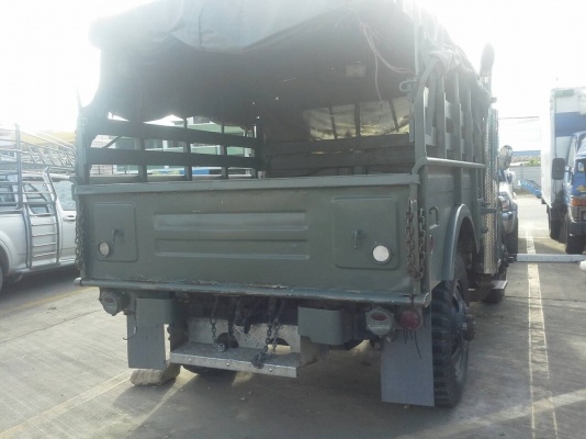 รถบรรทุกทหาร