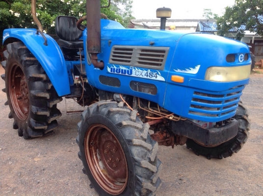 แทรกเตอร์แชมป์ ซีเอ็กช์ 484 สภาพสวยเดิมๆทั้งคัน พร้อมใช้งานดีมาก มีโรตารี่ให้ด้วย