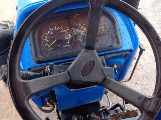 แทรกเตอร์แชมป์ ซีเอ็กช์ 484 สภาพสวยเดิมๆทั้งคัน พร้อมใช้งานดีมาก มีโรตารี่ให้ด้วย