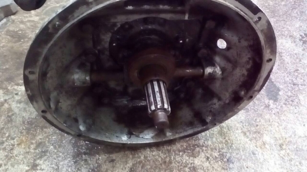 เกียร์ ISUZU 7เกียร์เดินหน้า 8เกียร์ถอยและ6รอบ2