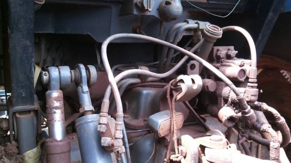 **660,000 บ.ต่อรอง/// รถไถ2เพลา FORD-6640 Newhollan 4WD ตัวนอก เก๋งตู้ **ขาย FORD NEWHOLLAND 6640 4W