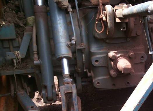 **660,000 บ.ต่อรอง/// รถไถ2เพลา FORD-6640 Newhollan 4WD ตัวนอก เก๋งตู้ **ขาย FORD NEWHOLLAND 6640 4W