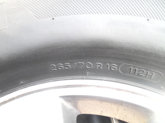 แม็ก toyota vigo ุ6 รู ขอบ 16 พร้อมยาง แม็กไม่คตไม่ดุ้งพร้อมวิ่ง