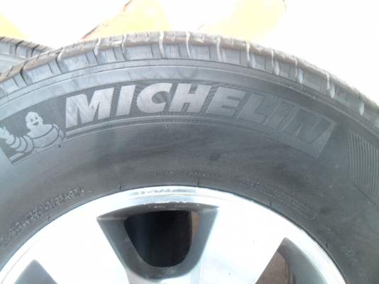 แม็ก toyota vigo ุ6 รู ขอบ 16 พร้อมยาง แม็กไม่คตไม่ดุ้งพร้อมวิ่ง