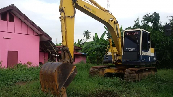 ขาย KOMATSU  PC 120 และMITSUBISHI รถสภาพดีพร้อมใช้งานไฟฟ้าเต็ม