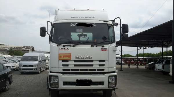 รถหัวลาก Isuzu 360 แรงม้า ปี 55 สภาพสวยสด พร้อมใช้งาน ทดลองขับได้ สนใจติดต่อเอ็ม ที เจริญยนต์ สาขา 2