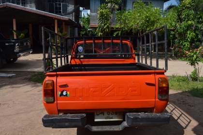 ขาย mazda familia สวยๆราคารถูก 30000 บาท สนใจติดต่อ ครูเจมส์ 0821287055