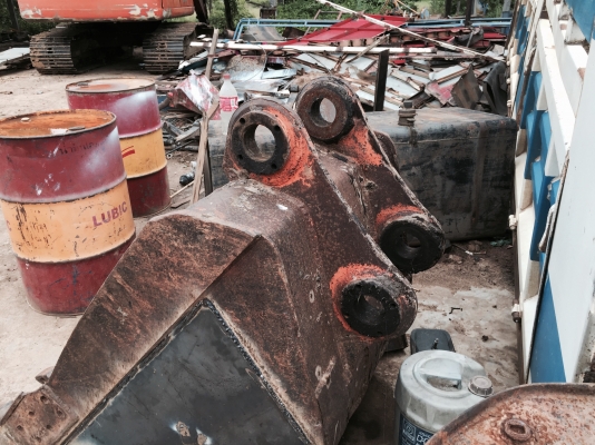 บุ๊งกี๋ ฮิตาชิ EX200 ถูกๆ 17,000.-