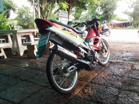 ขาย เเดช125 ตัวใหม่ รถพร้อมใช้งาน มีเล่มทะเบียน ภาษีขาดเกิน 3 ปี(ชุดโอนกำลังตามให้อยู่ครับ) ค่าตัว 5900 บาท สนใจทักเเชทหรือโทร.089-8054390 โอ๋ อยู่จังหวัด ลพบุรี