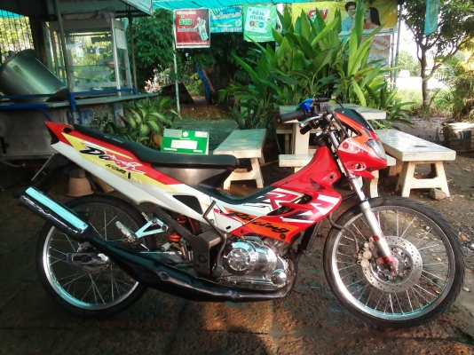 ขาย เเดช125 ตัวใหม่ รถพร้อมใช้งาน มีเล่มทะเบียน ภาษีขาดเกิน 3 ปี(ชุดโอนกำลังตามให้อยู่ครับ) ค่าตัว 5900 บาท สนใจทักเเชทหรือโทร.089-8054390 โอ๋ อยู่จังหวัด ลพบุรี