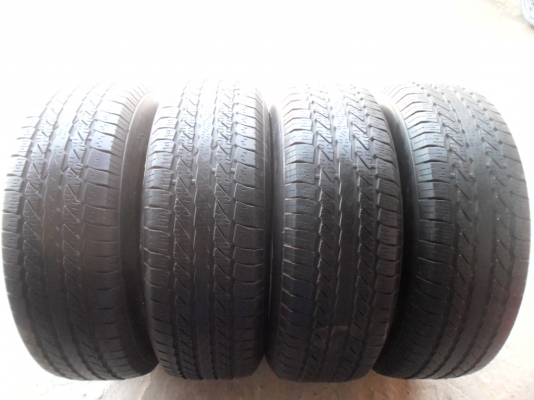 ยางมือสอง Michelin 265 - 70 - 16 ปี 10 ครบชุด 4 เส้น สภาพสวยๆดอกยางเหลือเยอะวิ่งใด้อีกนานราคาถูก