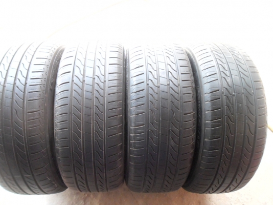 ยางมือสอง Michelin 265 - 70 - 16 ปี 10 ครบชุด 4 เส้น สภาพสวยๆดอกยางเหลือเยอะวิ่งใด้อีกนานราคาถูก