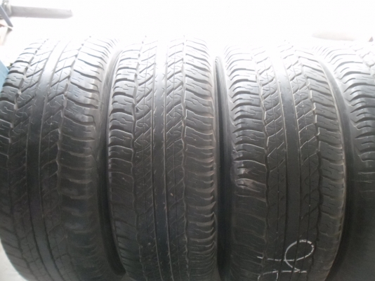 ยางมือสอง 265 - 65 - 17 Dunlop ปี 13 ครบชุด 4 เส้น สภาพสวยๆดอกเต็มๆยางเหลือเยอะวิ่งใด้อีกนานราคาถูกๆ