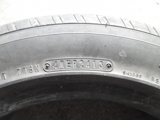 ยาง Falken 195 - 55 - 15 ปี 13 2 เส้น สภาพสวยๆดอกเต็มๆยางเหลือเยอะวิ่งใด้อีกนาน