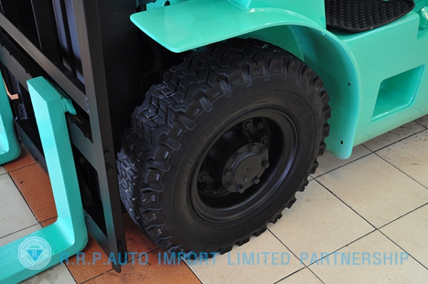 ขายรถโฟล์คลิฟท์มือสอง MITSUBISHI รุ่น FG25 ราคา 215,000 บาท นำเข้าจากประเทศญี่ปุ่น 100\% ไม่เคยใช้งานในประเทศไทย