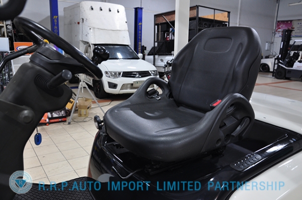 ขายรถโฟล์คลิฟท์มือสอง TCM รุ่น FHD25I3A  ราคา 445,000 บาท นำเข้าจากประเทศญี่ปุ่น 100\% ไม่เคยใช้งานในประเทศไทย