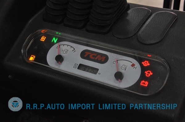 ขายรถโฟล์คลิฟท์มือสอง TCM รุ่น FHD25I3A  ราคา 445,000 บาท นำเข้าจากประเทศญี่ปุ่น 100\% ไม่เคยใช้งานในประเทศไทย