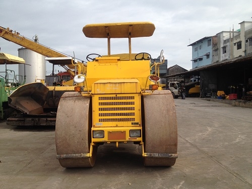 รถบด 3 ล้อเหล็ก Sakai R2 รถเก่านอก สภาพดั พร้อมใช้งาน รถนำเข้าจากญี่ปุ่น