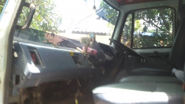 ขาย6ล้อ ร็อคกี้175แรง ยาว7.20เมตร ติดเครน5ตัน 4ปอก เครื่องดี แคชซีสวย สภาพพร้อมใช้งาน เอกสารพร้อมโอน สนใจโทร 090-8588220คุณนะ 093-3258446คุณบิว หรือเข้าดูสินค้าอื่นๆได้ที่ www.truck.in.th/498 หรือเพจFacebook ณรงค์ ซื้อขายรถมือสอง (เว็บไซต์ส่วนตัว) หรือFac ขาย6ล้อ ร็อคกี้175แรง ยาว7.20เมตร ติดเครน5ตัน 4ปอก เครื่องดี แคชซีสวย สภาพพร้อมใช้งาน เอกสารพร้อมโอน สนใจโทร 090-8588220คุณนะ 093-3258446คุณบิว หรือเข้าดูสินค้าอื่นๆได้ที่ www.truck.in.th/498 หรือเพจFacebook ณรงค์ ซื้อขายรถมือสอง (เว็บไซต์ส่วนตัว) หรือFac