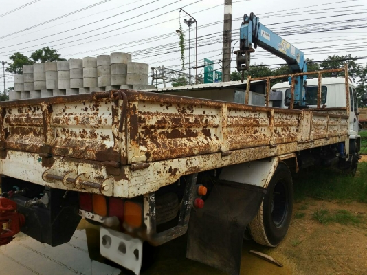 Isuzu ftr 200 hp ติดเครน 3.5T. Isuzu ftr 200 hp ติดเครน 3.5T.