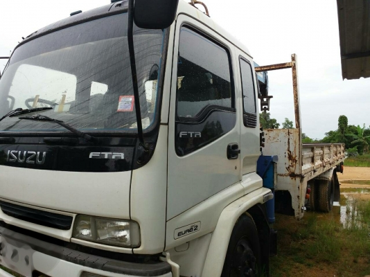 Isuzu ftr 200 hp ติดเครน 3.5T.