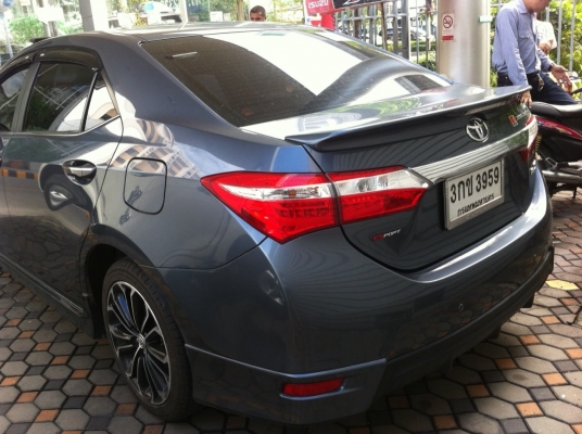 ขายด่วน Altis 1.8 s ปี2014 รถสวยใช้ขับไปส่งลูก