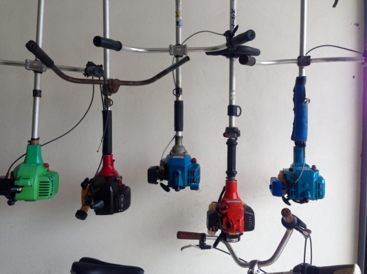 เครื่องตัดหญ้า มือสอง ญี่ปุ่น สนใจ ตัวไหน สอบถามได้คะ