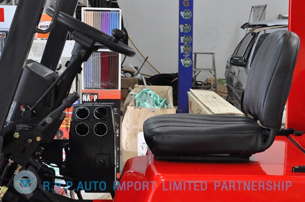 ขายรถโฟล์คลิฟท์มือสอง NISSAN  รุ่น NJ01 ราคา 145,000 บาท นำเข้าจากประเทศญี่ปุ่น 100\% ไม่เคยใช้งานในไทย