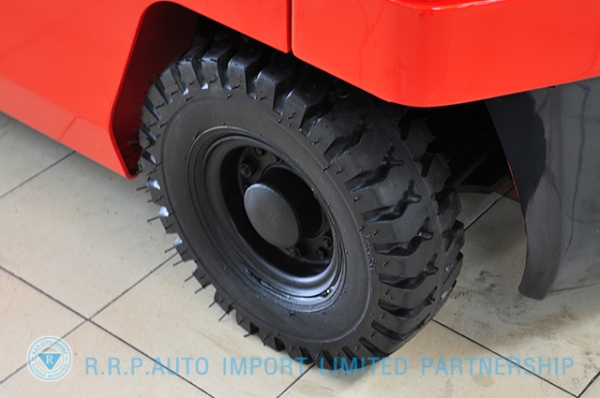 ขายรถโฟล์คลิฟท์มือสอง NISSAN  รุ่น NJ01 ราคา 145,000 บาท นำเข้าจากประเทศญี่ปุ่น 100\% ไม่เคยใช้งานในไทย