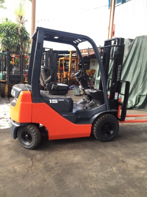 รถยกฟอร์คลิฟท์