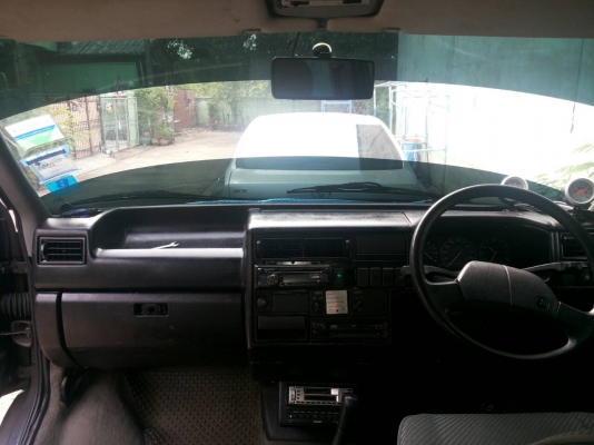 ขายรถตู้ VW T4 caravell 5 สูบ เกียร์ ธรรมดา เบนซิน+LPG