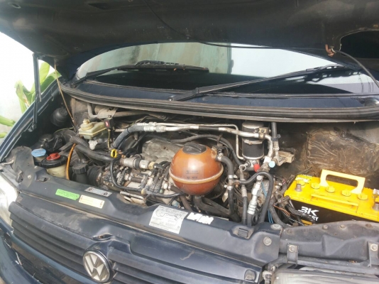 ขายรถตู้ VW T4 caravell 5 สูบ เกียร์ ธรรมดา เบนซิน+LPG