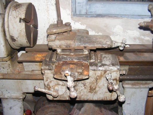 เครื่องกลึง รุ่นเก๋า มือเก่าชอบสะสม หรือมือใหม่หัดกลึง เชิญครับ