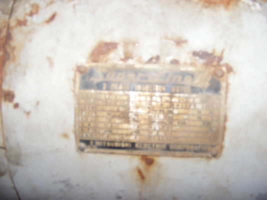 มอเตอร์ Mitsubishi  Super Line ไฟ 3 เฟส  ประมาณ 5 - 10 แรง