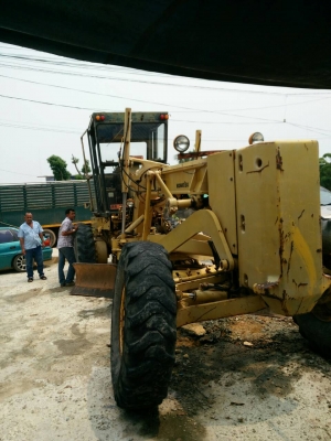 ขายรถเกรดKOMATSU 625Aสภาพเก่าเก็บทุกอย่างเดิมหมด